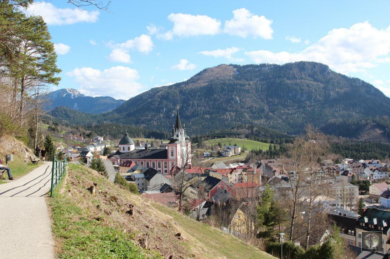 Alpenhaus Ganser-Dixit Mariazell Exterior foto
